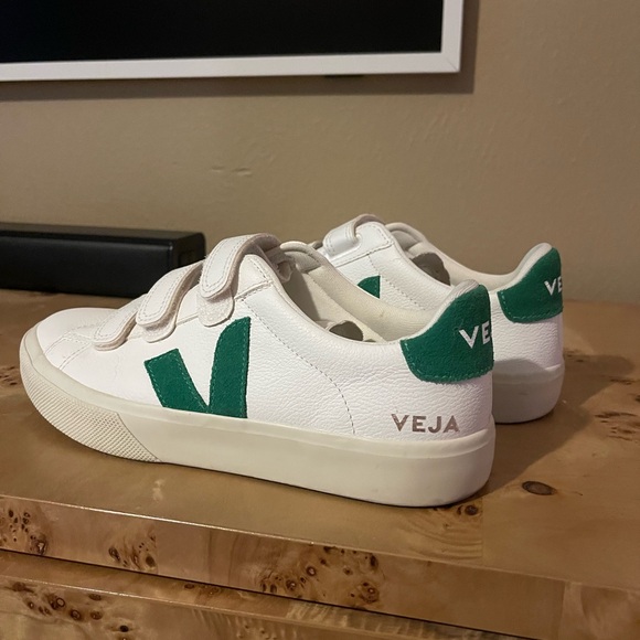 Veja White and Green Sneakers - Picture 2 of 4